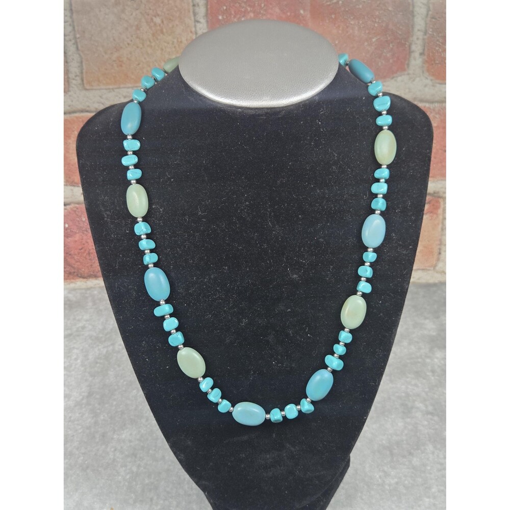 Vintage CHAPS Turquoise Beaded Necklace –Southwest Teal Green Faux Stone Jewelry